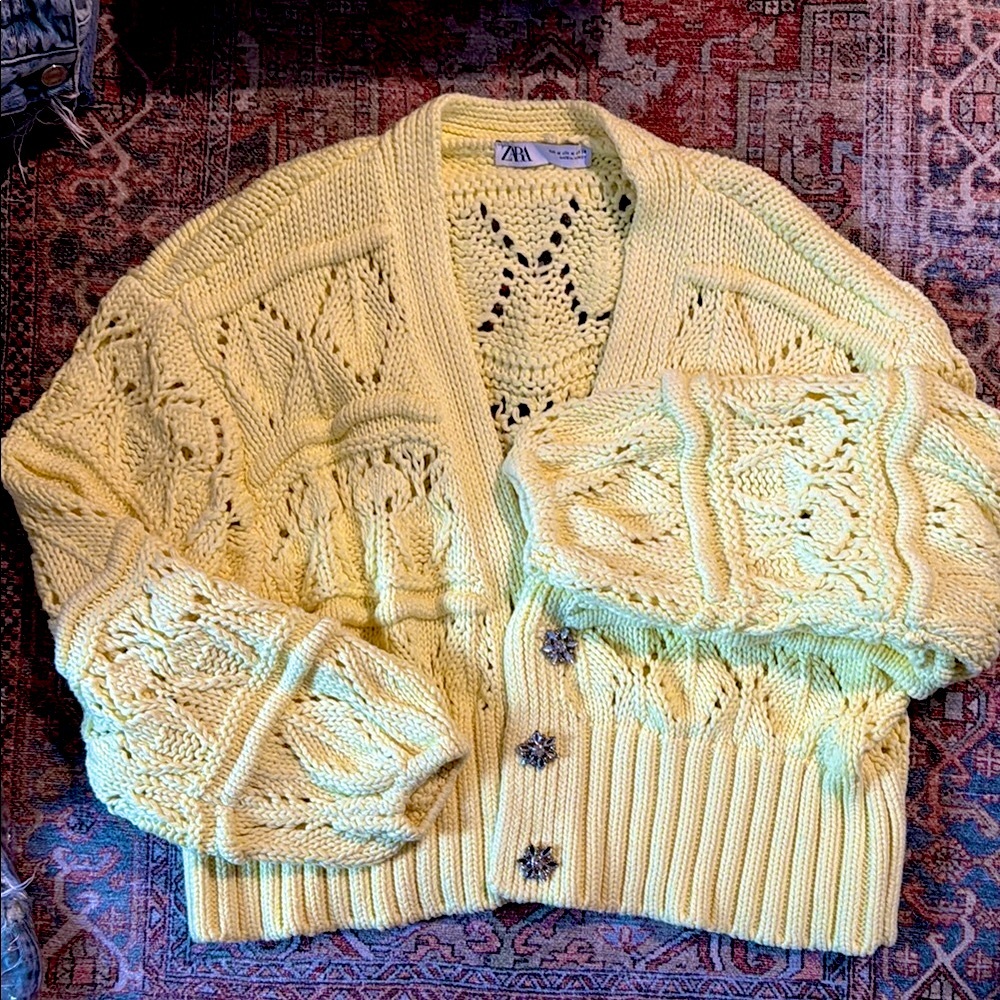 Zara Women's Yellow Knit Sweater Cardigan, size M